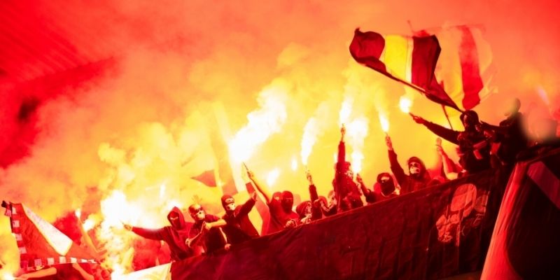 Những thông tin cơ bản bạn cần biết về Hooligan 